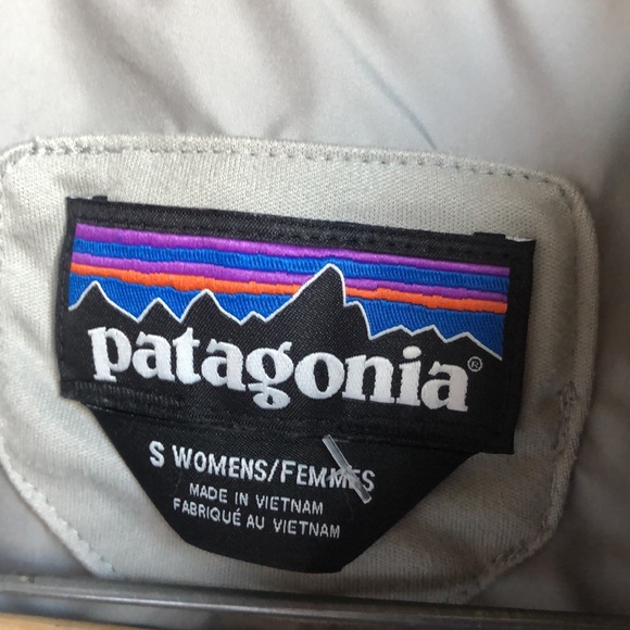 Patagonia Radalie Insulated Parka - Size Small - Silver - Picture 5 of 9